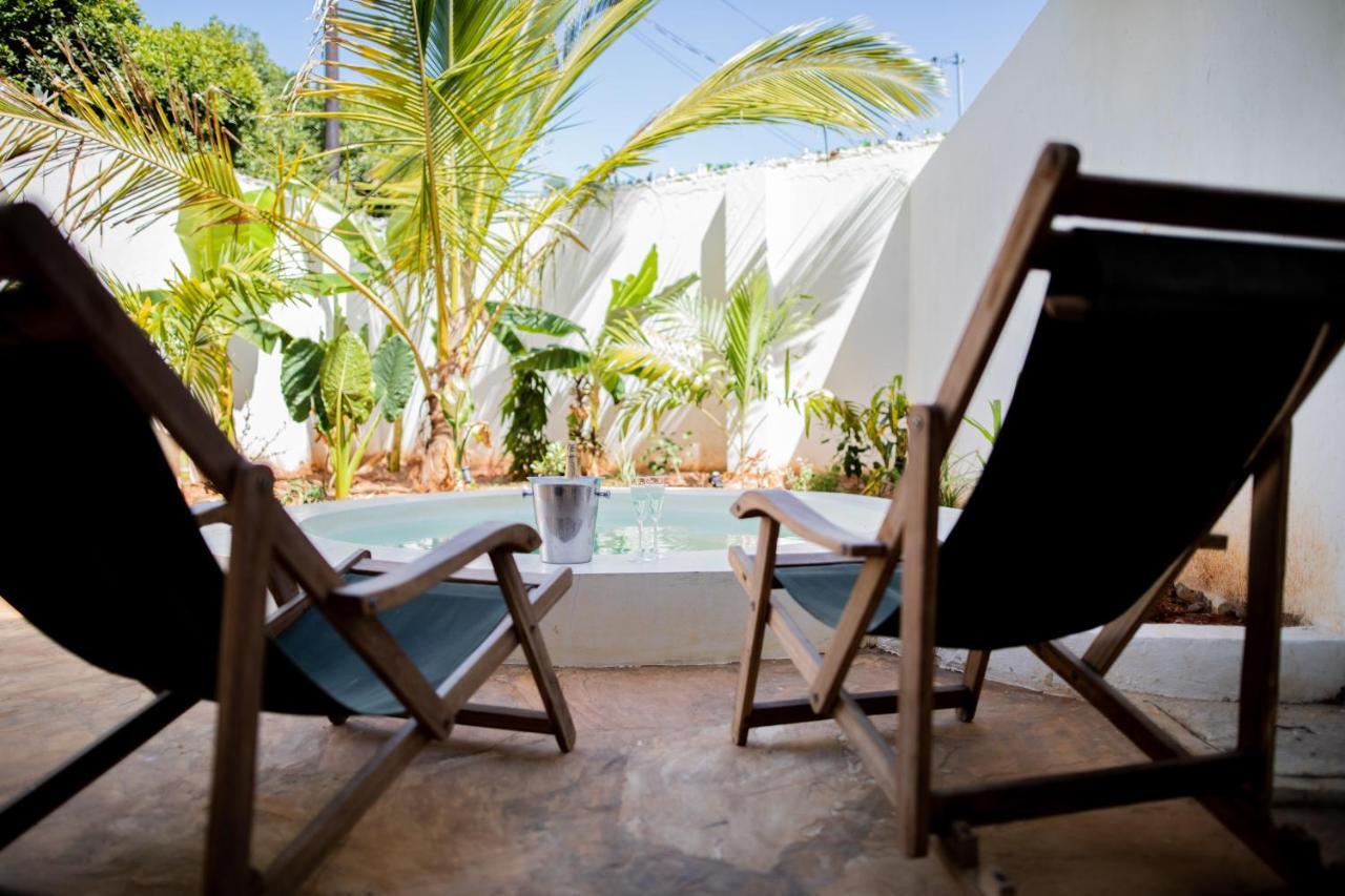 Premium Jacuzzi Suite